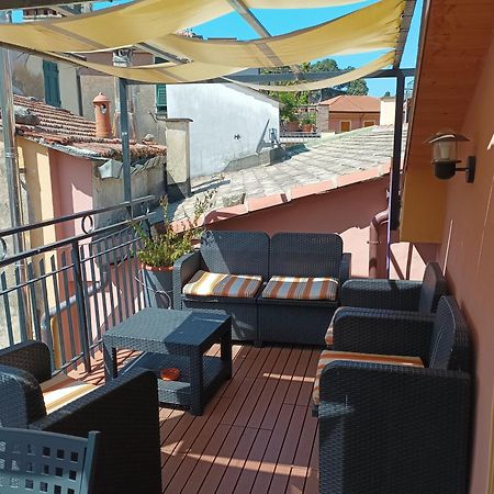 Delizioso Attico Con Ampio Terrazzo E Garage A Due Passi Dal Mare E Dalle Cinqueterre Lt-0485 Levanto Exteriör bild