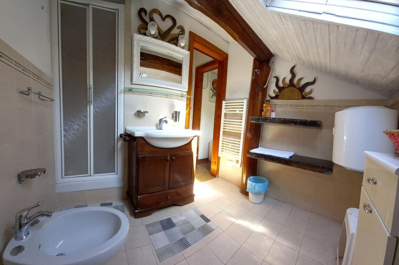 Delizioso Attico Con Ampio Terrazzo E Garage A Due Passi Dal Mare E Dalle Cinqueterre Lt-0485 Levanto Exteriör bild
